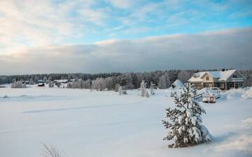 Фото номера Улучшенная вилла Виллы Miekojärvi Resort г. Пелло 110