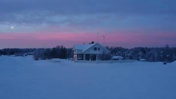 Фото номера Улучшенная вилла Виллы Miekojärvi Resort г. Пелло 97